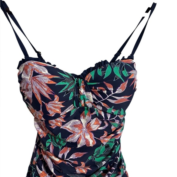 Shore Shape Tropical Floral Print Ruched Ruffle Swimsuit Size 8 Resortwear - Picture 2 of 7